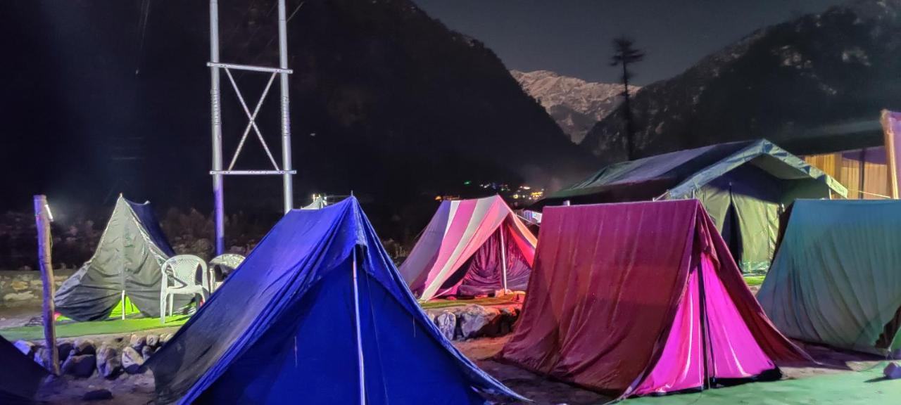 كاسول Stayhigh Camps & Cottages المظهر الخارجي الصورة
