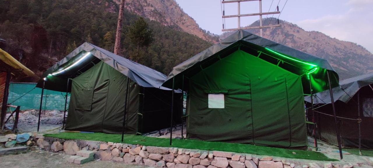 كاسول Stayhigh Camps & Cottages المظهر الخارجي الصورة