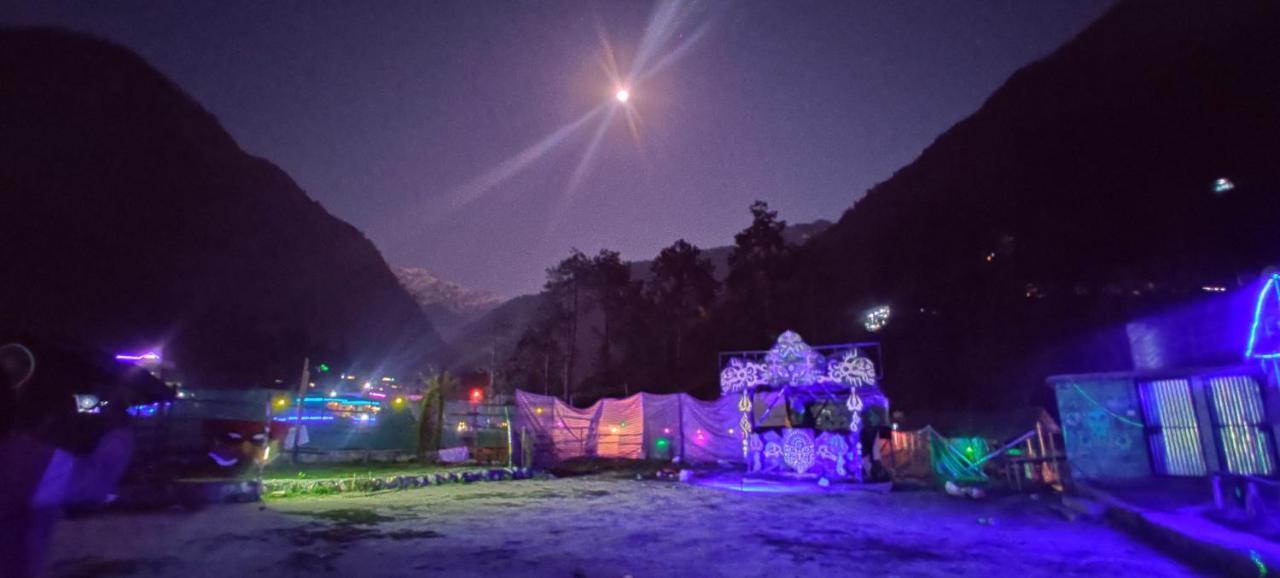 كاسول Stayhigh Camps & Cottages المظهر الخارجي الصورة