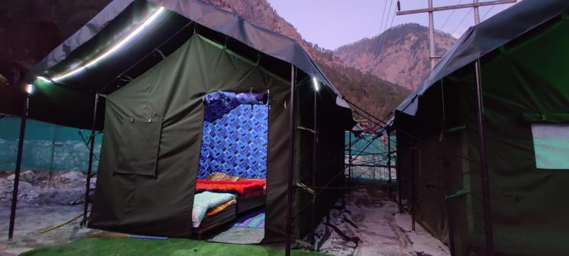 كاسول Stayhigh Camps & Cottages المظهر الخارجي الصورة