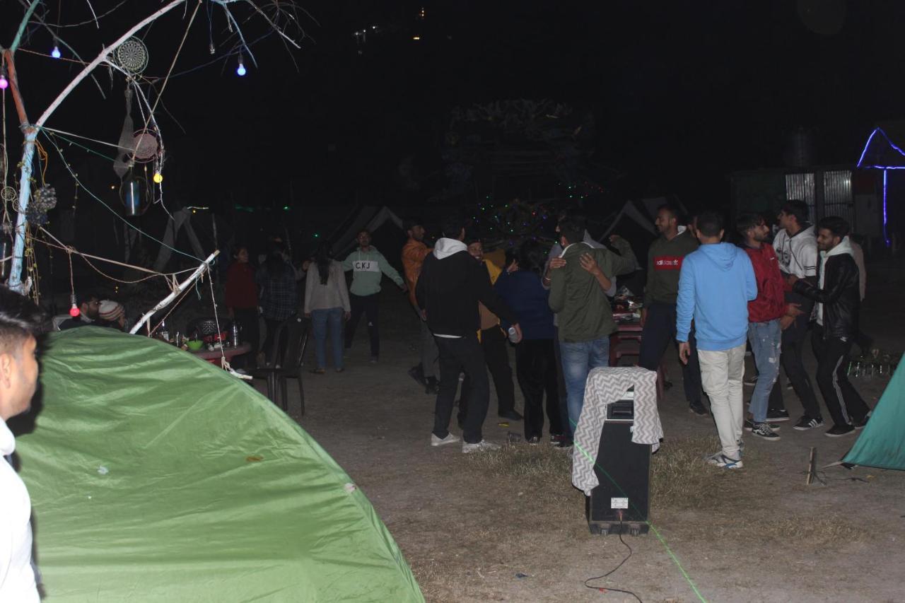 كاسول Stayhigh Camps & Cottages المظهر الخارجي الصورة